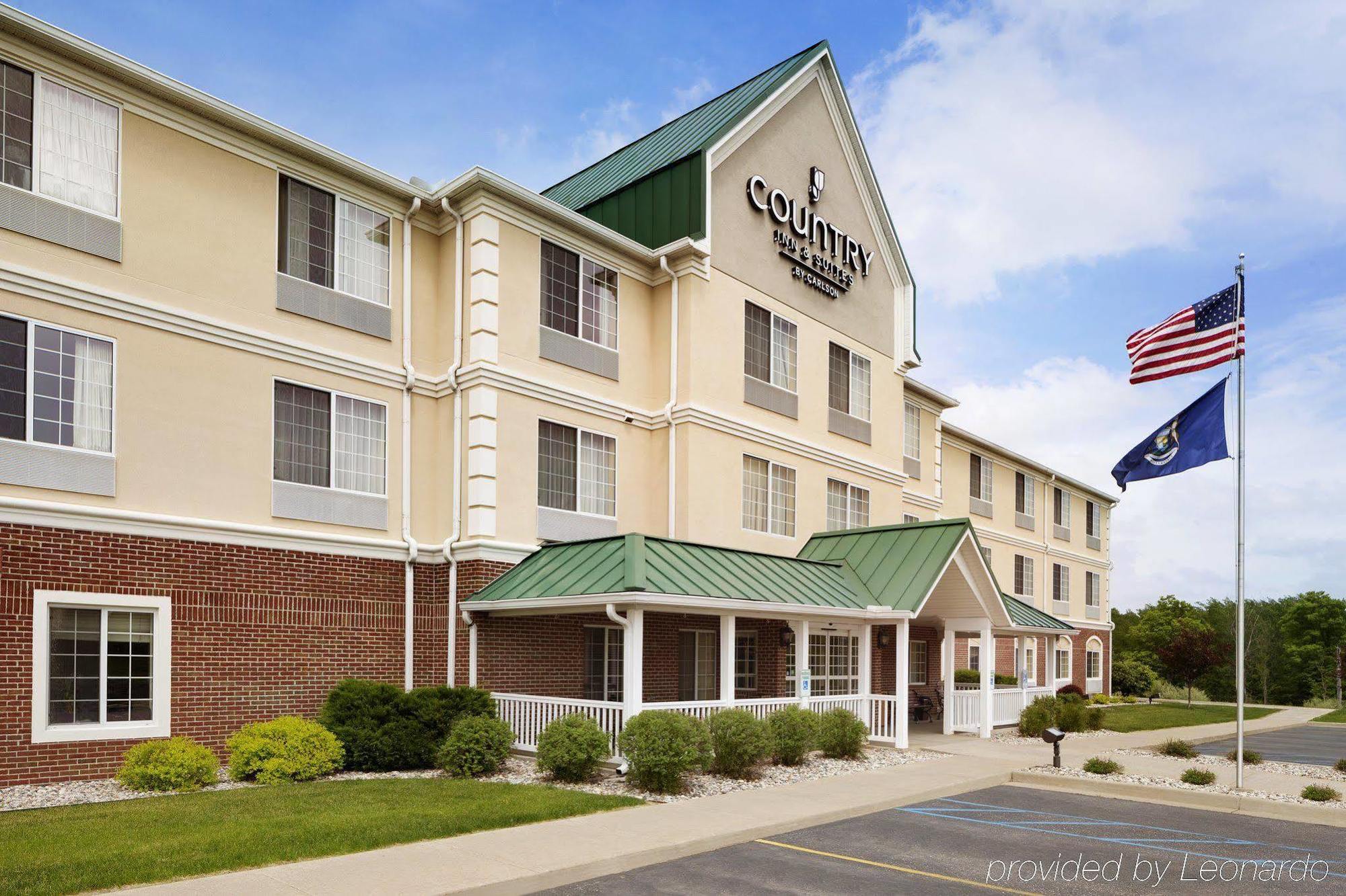 Country Inn & Suites By Radisson, Big Rapids, Mi Zewnętrze zdjęcie