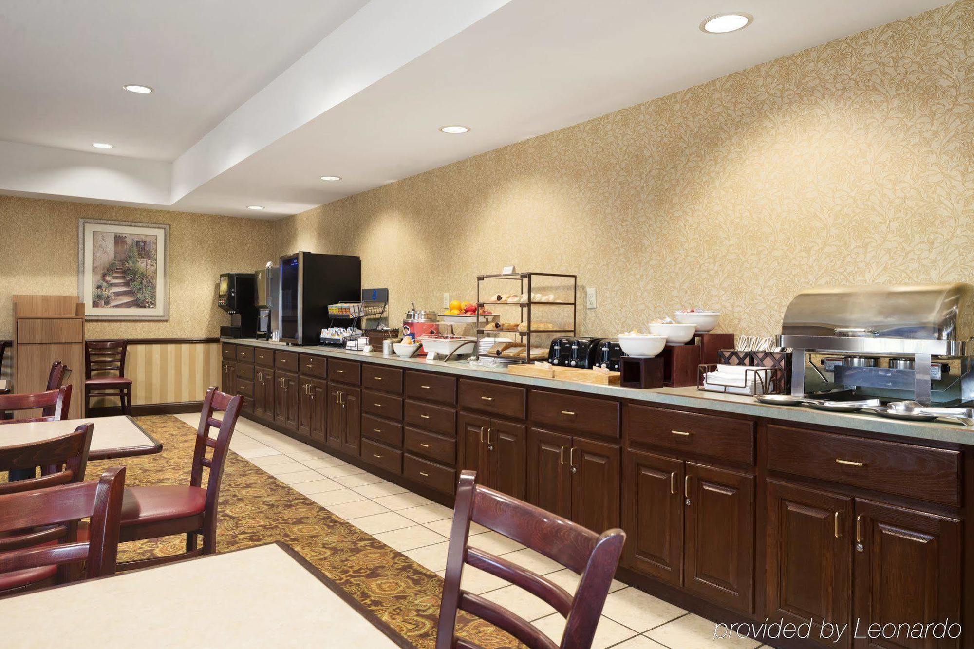 Country Inn & Suites By Radisson, Big Rapids, Mi Zewnętrze zdjęcie